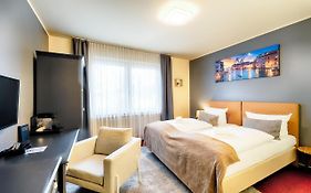 Hotel Fuerst Garden